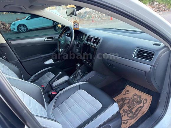 VİZYONDAN/ 2012 JETTA 1.2 TSİ 6 İLERİ DÜŞÜK KM