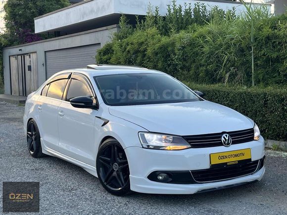 HATASIZ SUNROOFLU JETTA