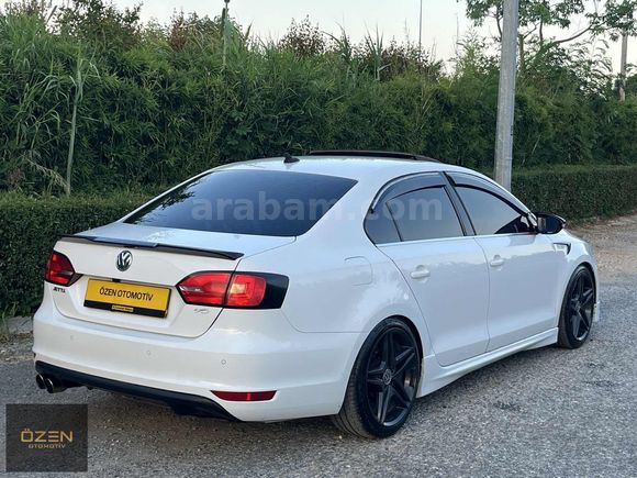 HATASIZ SUNROOFLU JETTA