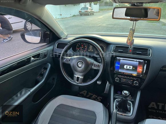 HATASIZ SUNROOFLU JETTA