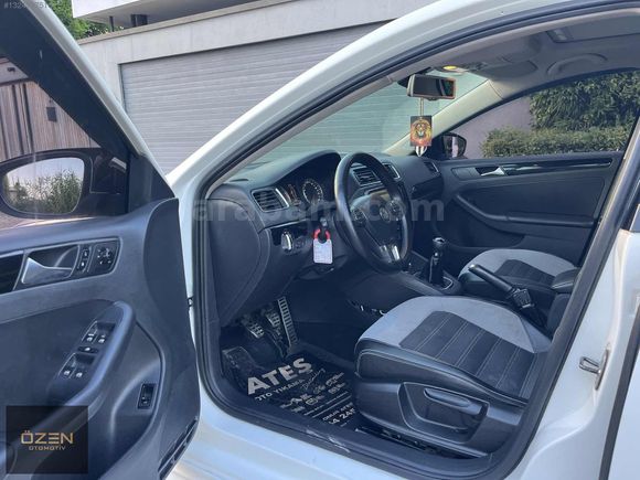 HATASIZ SUNROOFLU JETTA