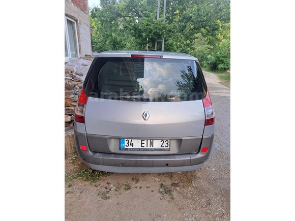 Sahibinden Renault Scenic 1.6 Dynamique 2006 Model