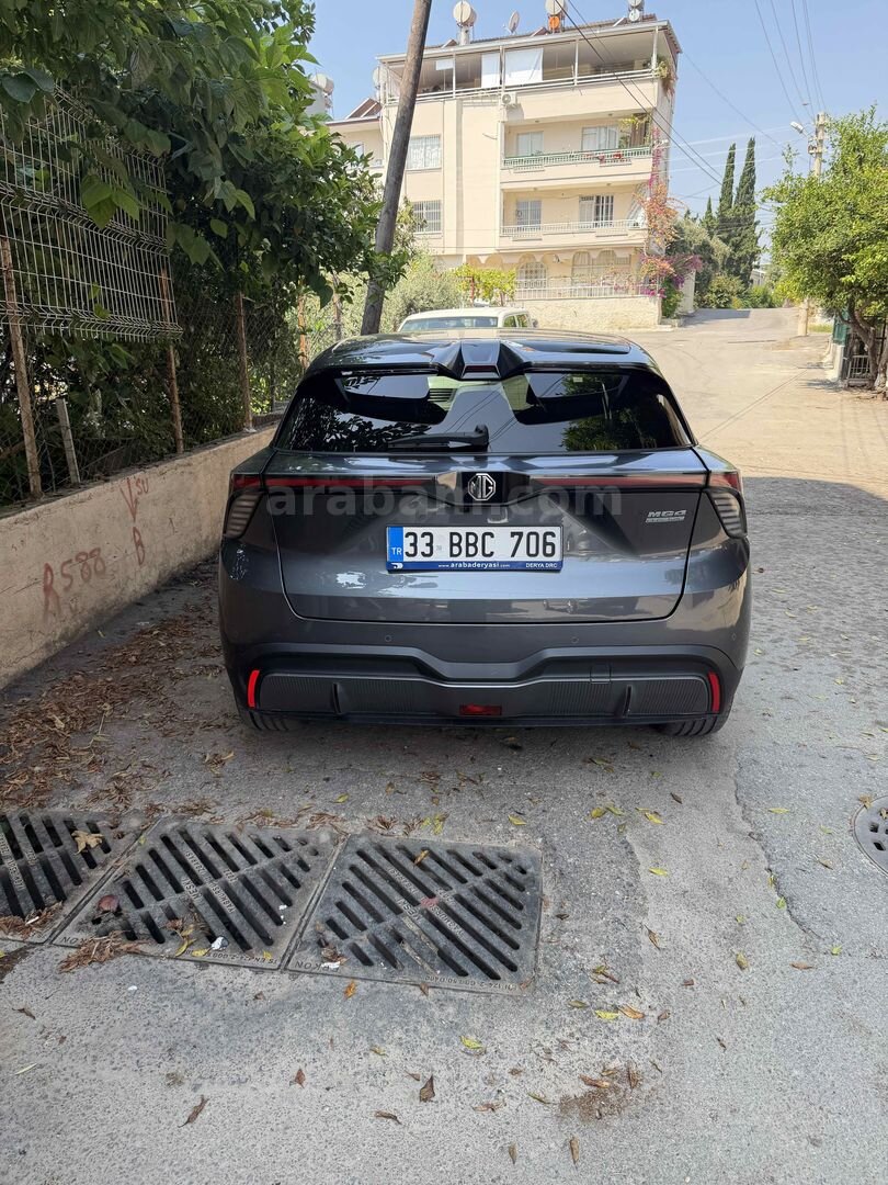 Sahibinden MG MG4 Luxury 2023 Model Mersin 20.700 km Gri (titanyum) 2