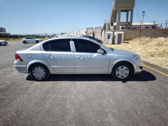 Sahibinden Opel Astra 1.6 Essentia 2009 Model