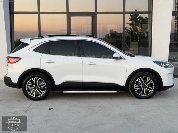 2020 MODEL / KUGA / 177 BİN KM / HATASIZ BOYASIZ / CAM TAVAN