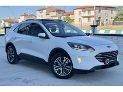 2020 Ford Kuga 1.5 EcoBlue Titanium Cam tavan Değişensiz.