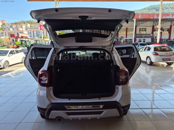 GÜLDALI'DAN 2018 MODEL, HATASIZ, 1.5 DCİ 4X2 150000 KM'DE DUSTER