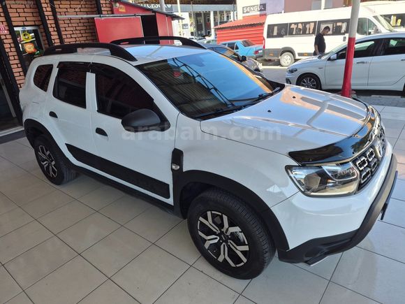GÜLDALI'DAN 2018 MODEL, HATASIZ, 1.5 DCİ 4X2 150000 KM'DE DUSTER