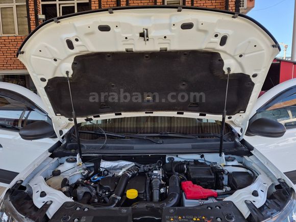 GÜLDALI'DAN 2018 MODEL, HATASIZ, 1.5 DCİ 4X2 150000 KM'DE DUSTER
