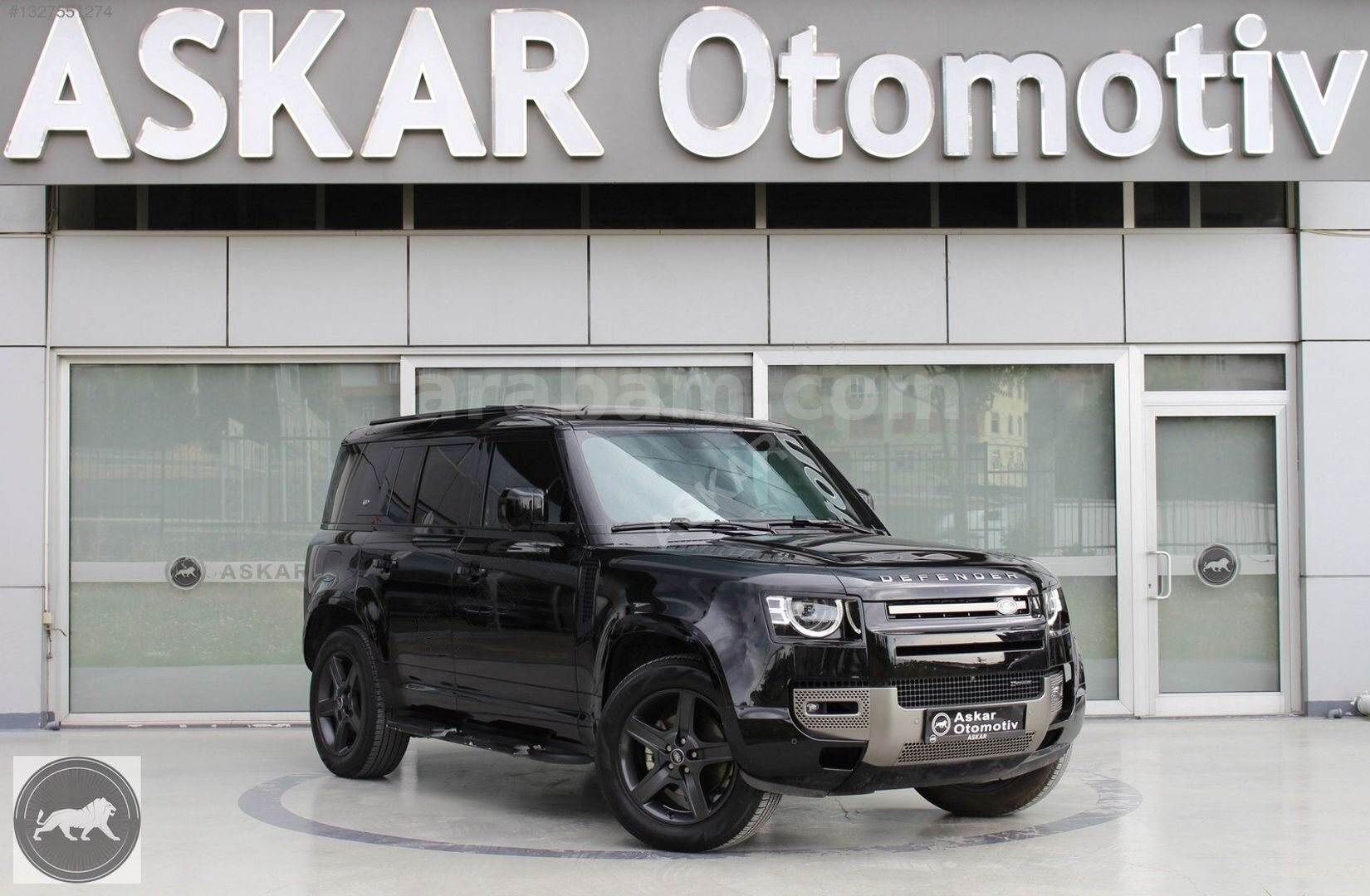Galeriden Land Rover Defender 110 2.0 X-Dynamic SE 2023 Model İstanbul 36.500 km Siyah 1