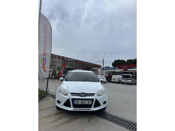 Sahibinden Ford Focus 1.6 Ti-VCT Style 2014 Model 