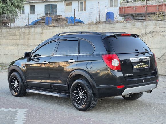 CAPTİVA 7 KİŞİLİK SANRUFLU 225 BİN KM 2011 MODEL