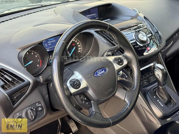 HATASIZ BOYASIZ ÇİZİKSİZ CAM TAVANLI FORD KUGA TİTANİUM