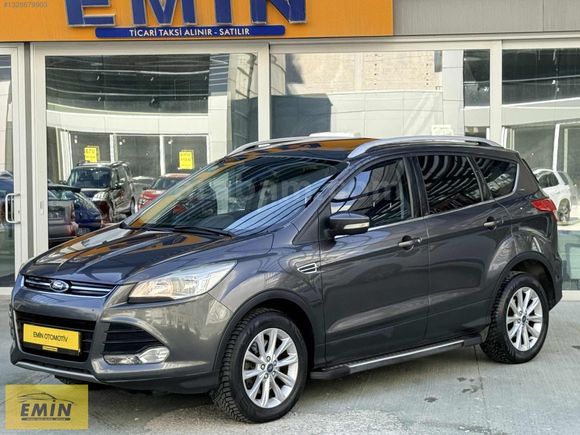HATASIZ BOYASIZ ÇİZİKSİZ CAM TAVANLI FORD KUGA TİTANİUM