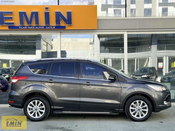 HATASIZ BOYASIZ ÇİZİKSİZ CAM TAVANLI FORD KUGA TİTANİUM