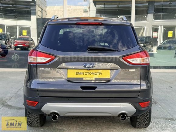 HATASIZ BOYASIZ ÇİZİKSİZ CAM TAVANLI FORD KUGA TİTANİUM