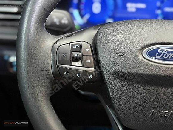 EVİN AUTO'DAN 2023 MODEL FORD KUGA TİTANİUM 32 BİN KM HATASIZ