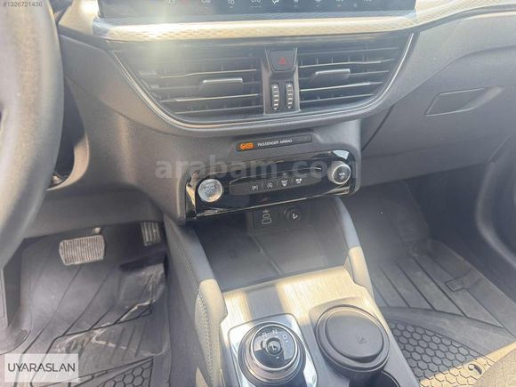 YETKİLİ BAYİ'DEN FORD KUGA TITANIUM -HATASIZ-