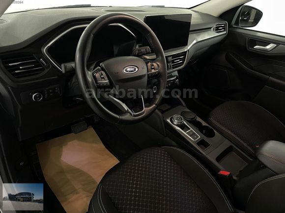 2024 Kuga 1.5 EcoBoost Titanium / 38.350 KM
