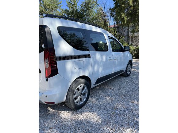 Sahibinden Renault Express Combi 1.5 BlueDCI Touch 2023 Model 