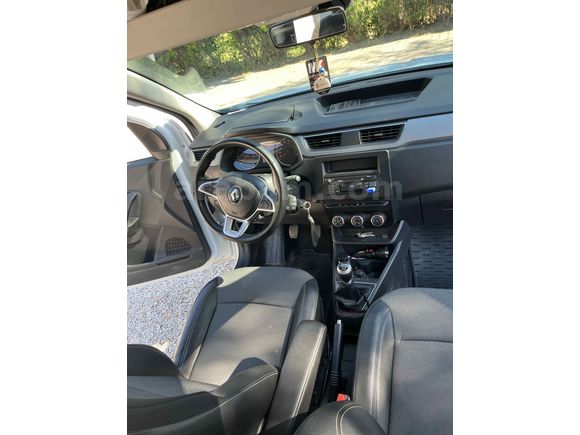 Sahibinden Renault Express Combi 1.5 BlueDCI Touch 2023 Model 