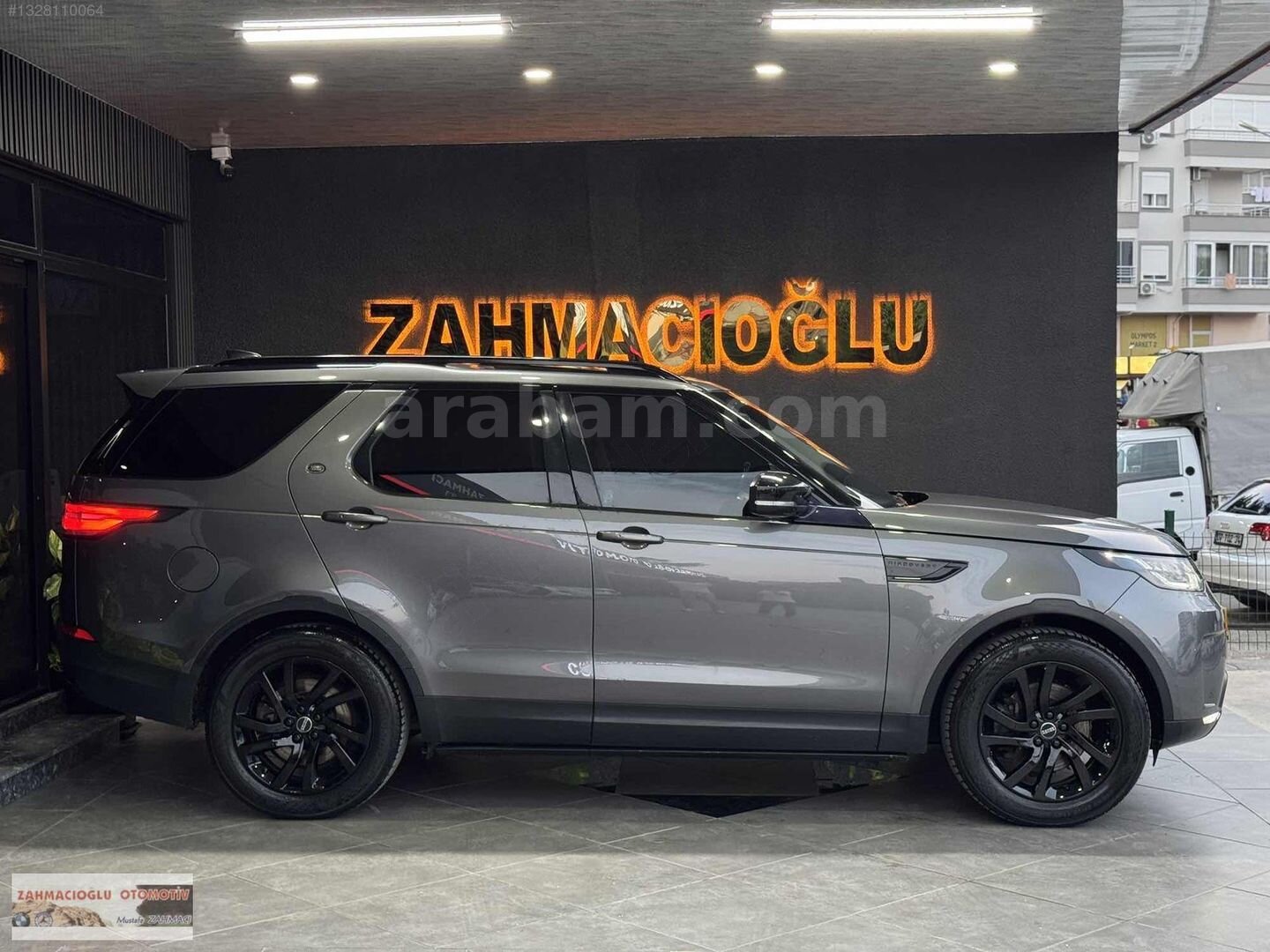 Galeriden Land Rover Discovery 2.0 SD4 HSE 2017 Model Antalya 116.000 km Gri 4