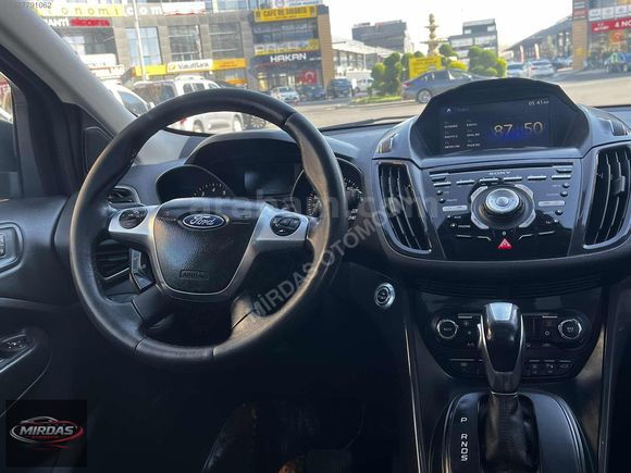 2014 ÇIKIŞLI CAM TAVANLI HATASIZ FORD KUGA SELECTİVE 148.000 KM