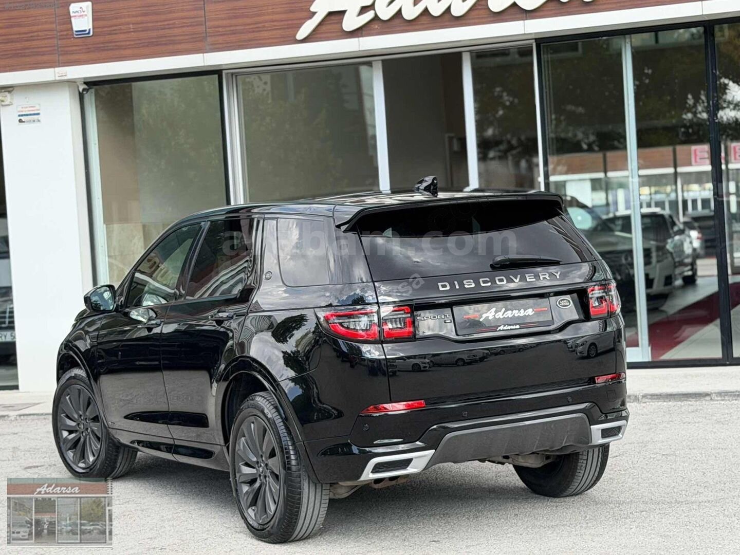 Galeriden Land Rover Discovery Sport 2.0 TD4 R-Dynamic SE 2019 Model Konya 107.000 km Siyah 5