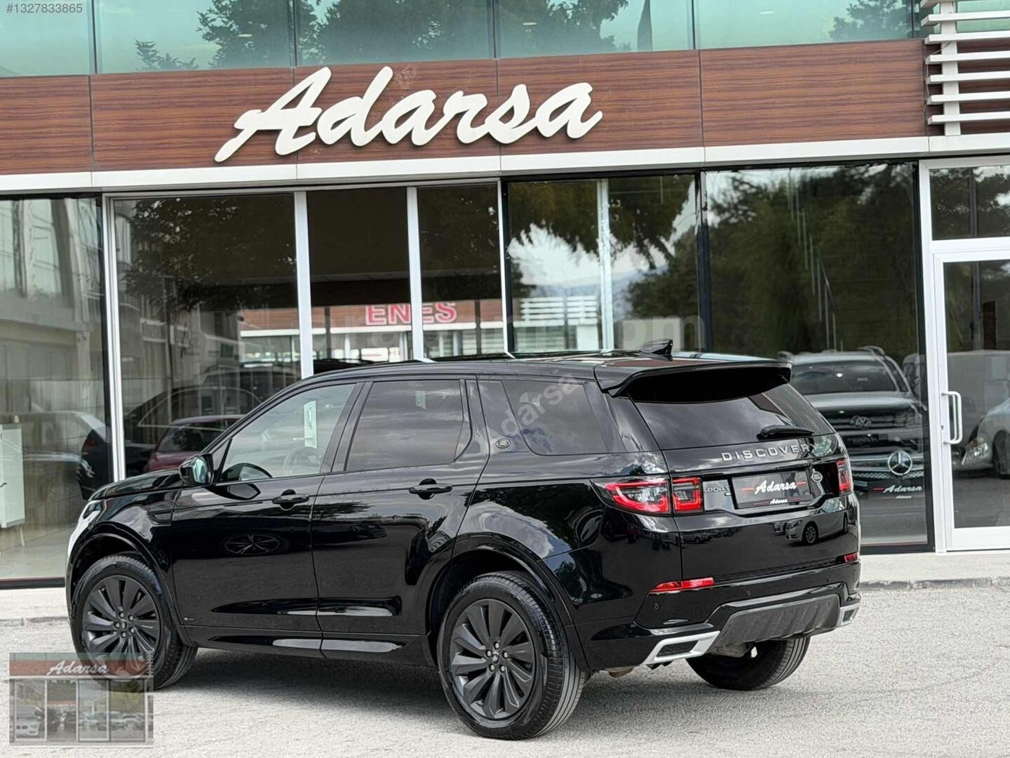Galeriden Land Rover Discovery Sport 2.0 TD4 R-Dynamic SE 2019 Model Konya 107.000 km Siyah 4
