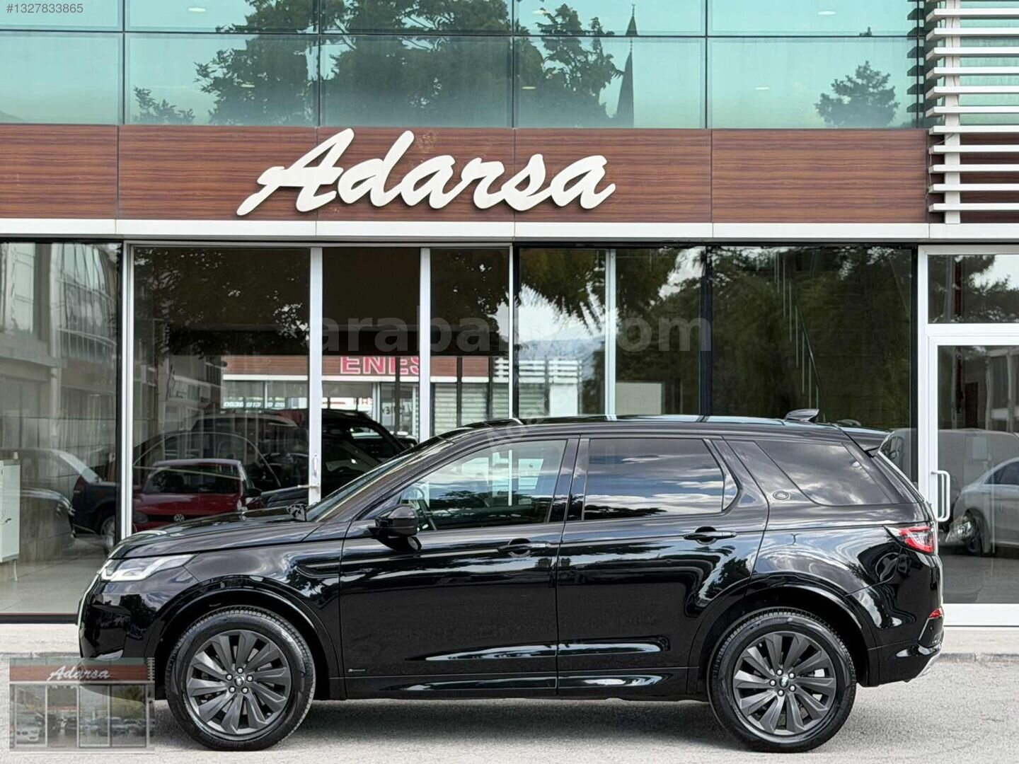 Galeriden Land Rover Discovery Sport 2.0 TD4 R-Dynamic SE 2019 Model Konya 107.000 km Siyah 3