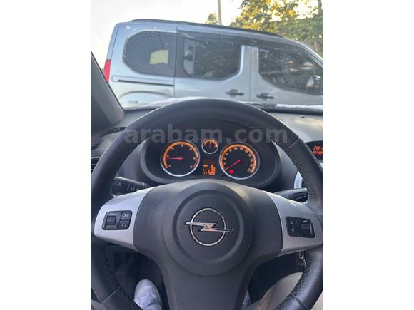 Sahibinden Opel Corsa 1.3 CDTI Enjoy 2011 Model 