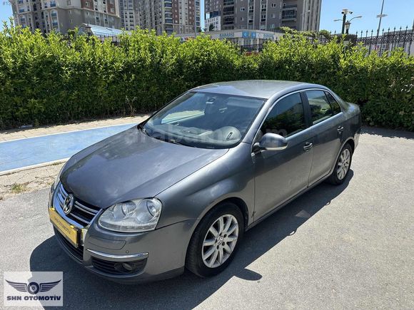 2011 MODEL 1.4 TSI OTOMATİK JETTA