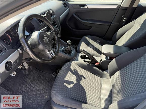 VW JETTA 1.4 TSİ TRENDLİNE 122 HP MANUEL 220 BİN KM