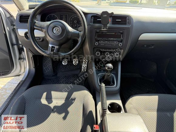 VW JETTA 1.4 TSİ TRENDLİNE 122 HP MANUEL 220 BİN KM