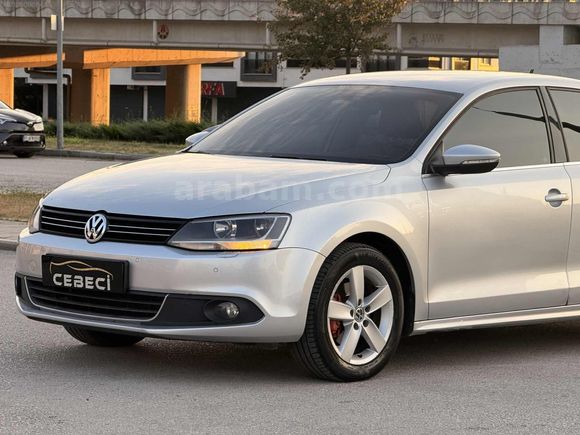 CEBECİ'DEN VW JETTA BAKIMLI