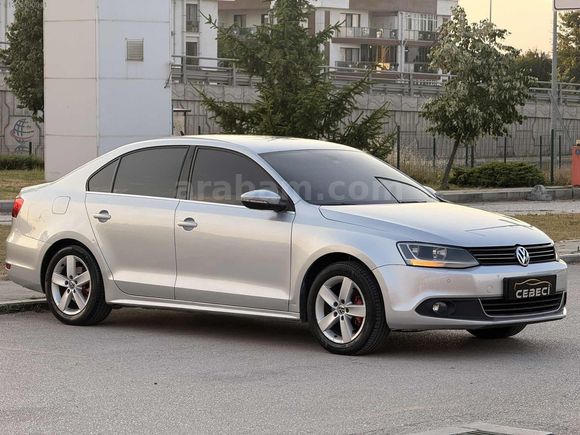CEBECİ'DEN VW JETTA BAKIMLI
