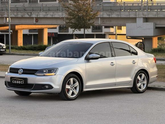 CEBECİ'DEN VW JETTA BAKIMLI