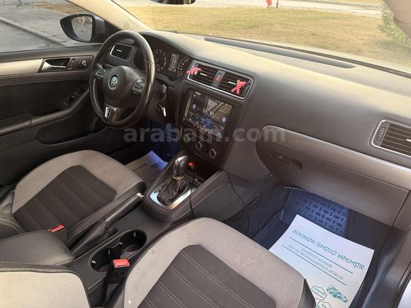 CEBECİ'DEN VW JETTA BAKIMLI