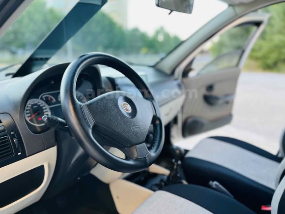 Galeriden Fiat Albea Sole 1.4 Fire Active 2012 Model Kütahya