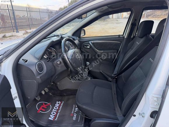 MERKEZ AUTO'DAN 4x4 DUSTER
