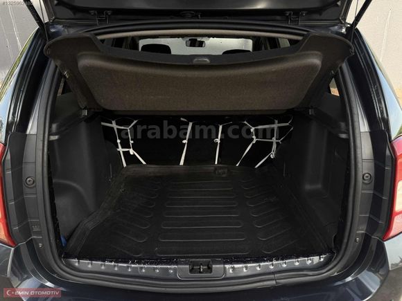 DACİA DUSTER 1.5 DİZEL LAUREATE PAKET EN DOLUSU
