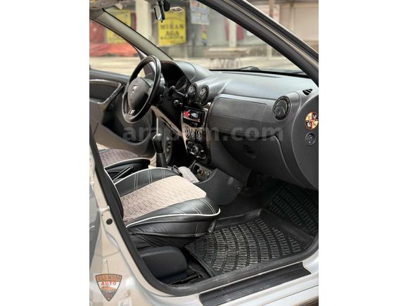 EXTRA DONANIMLI DEĞİŞENSİZ LAUREATE DUSTER 1.5 DCİ