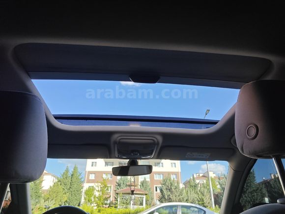 Sahibinden 2017 Octavia 1.6 TDI Style CR cam tavan
