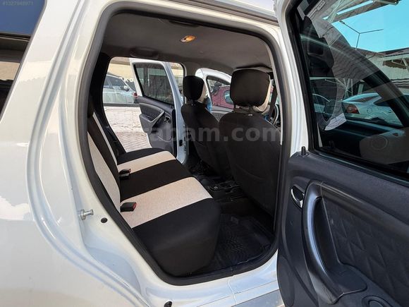 MAKYAJLI KASA DEGİŞENSİZ 6 İLERI 110 HP UÇAK 2014 ÇIKIŞLI
