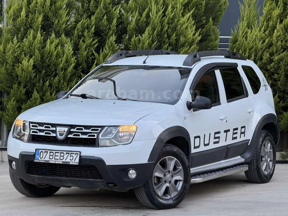 2015 MODEL 4x4 DUSTER LAUREATE