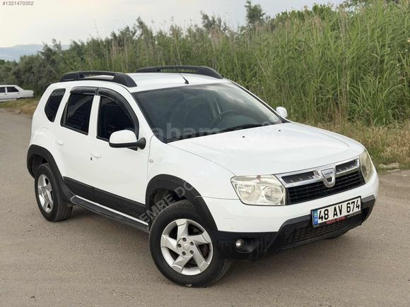 HATASIZ 4x2 DUSTER SINIF ÜSTÜ LAURATE EN TUTULANI
