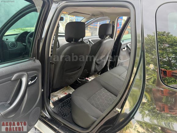 AKÇA OTOMOTİVDEN 2015 MODEL 4X2 1.5DCİ DUSTER LAUREATE