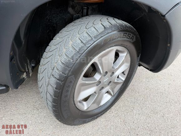 AKÇA OTOMOTİVDEN 2015 MODEL 4X2 1.5DCİ DUSTER LAUREATE