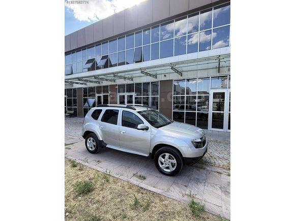 DUSTER 4X4 1.5 DCİ 110 LUK LAUREATE BAKIMLI VE TEMİZ