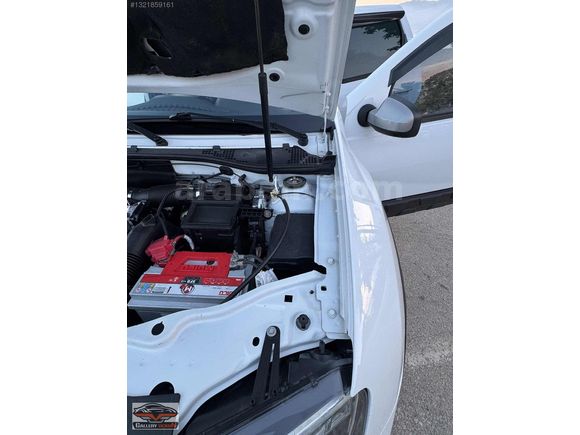 DACIA DUSTER LAUREATE 1.5 DİZEL 110'LUK ÇOK TEMİZ FUL DONANIM